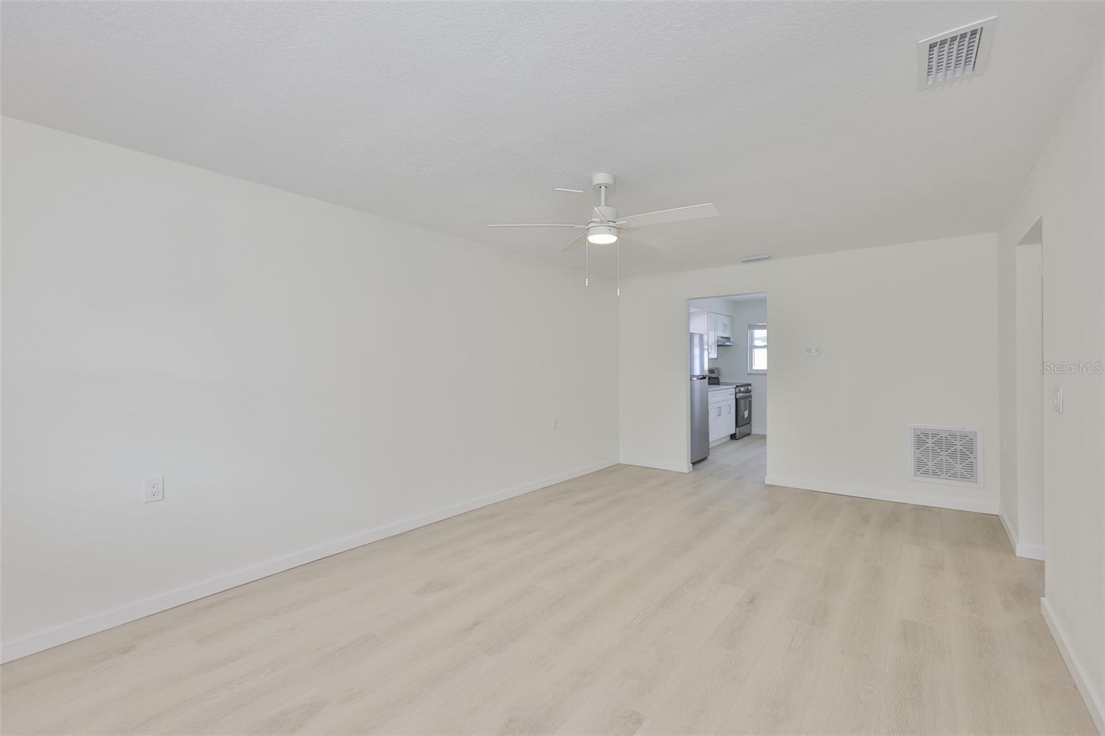 Image 22 of 45 For 722-724 1st Street