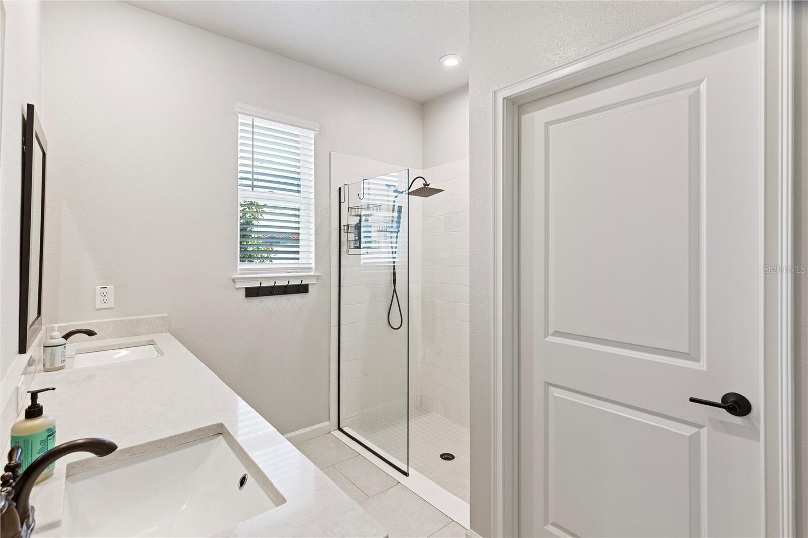 Image 20 of 35 For 2456 Arbor Wind Drive