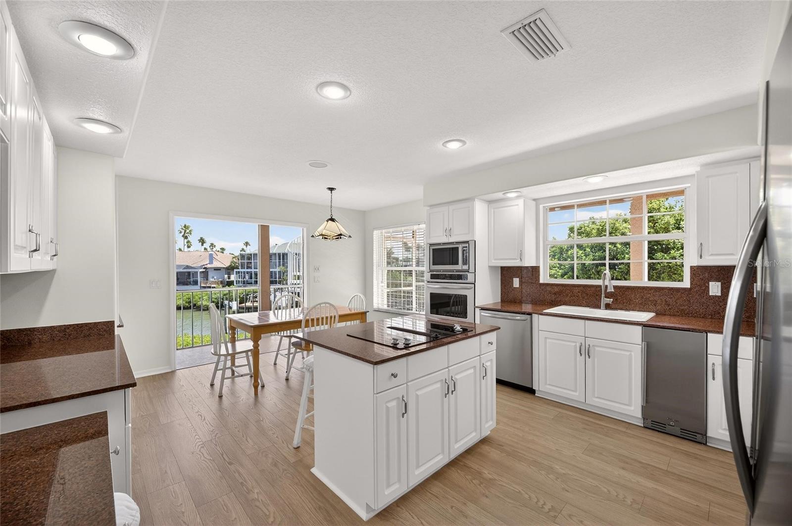 Image 18 of 100 For 6107 Marbella Boulevard