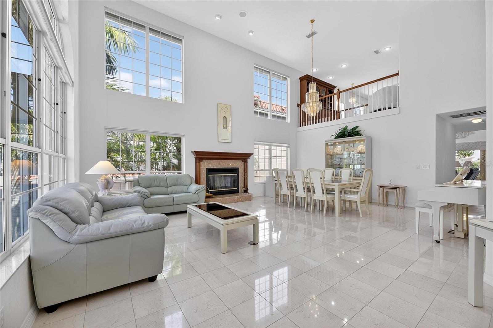 Image 3 of 100 For 6107 Marbella Boulevard