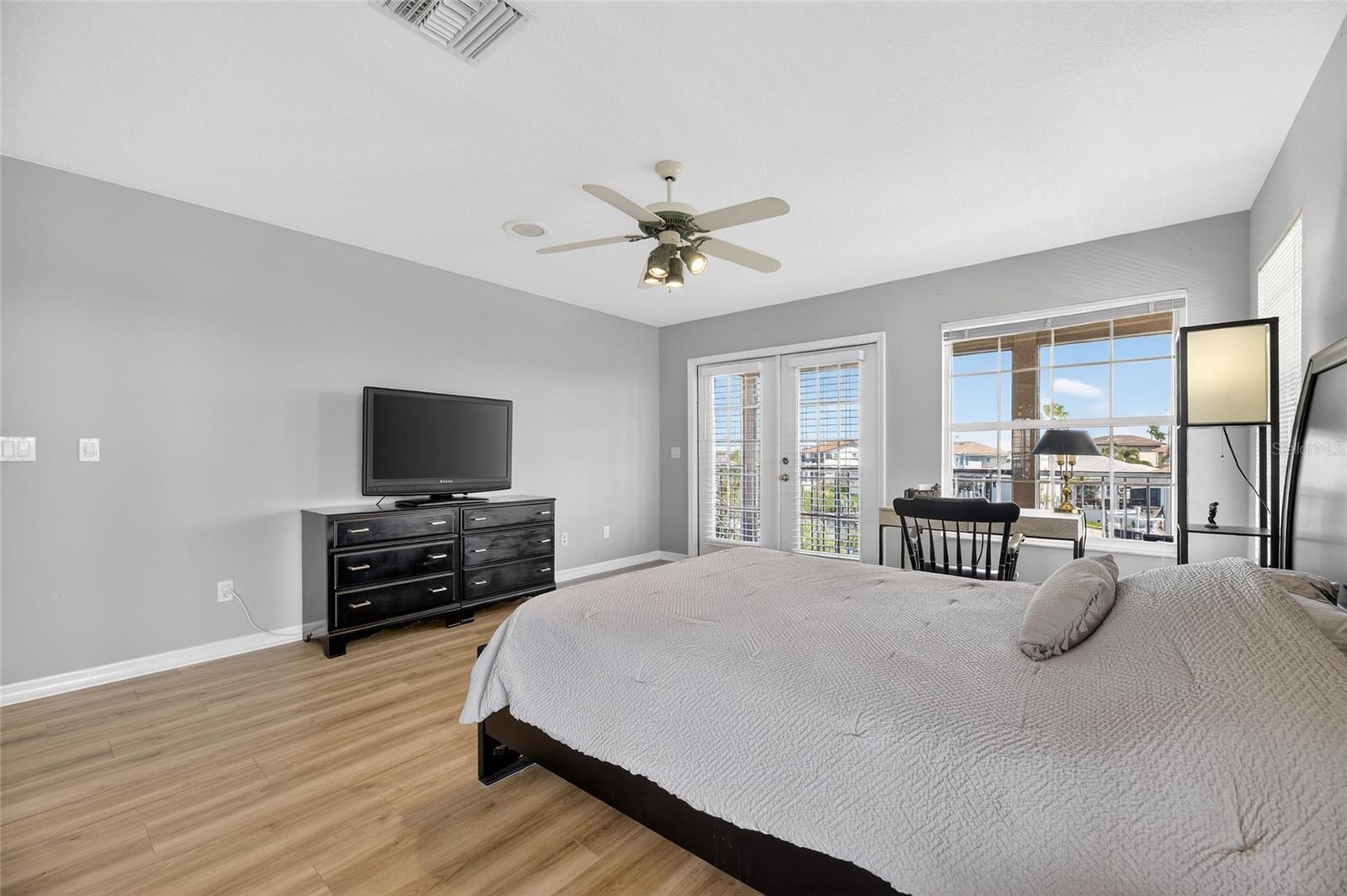 Image 51 of 100 For 6107 Marbella Boulevard