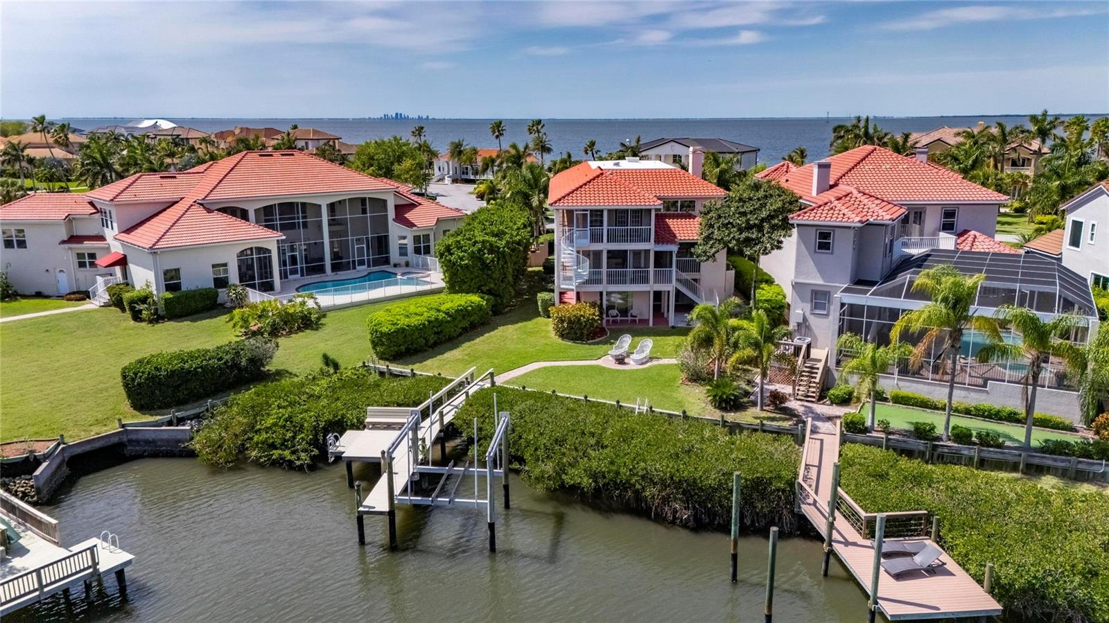 Image 93 of 100 For 6107 Marbella Boulevard