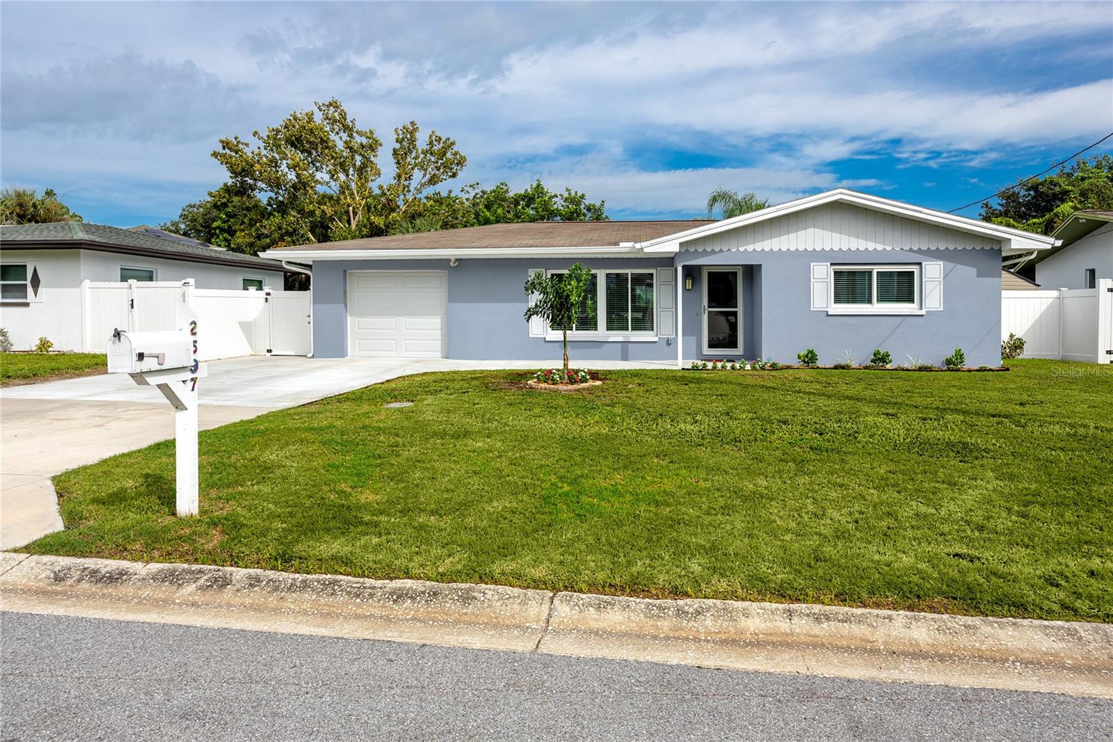 Details for 2597 Crescent Drive, LARGO, FL 33770