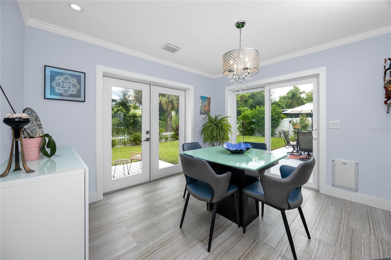 Image 27 of 45 For 2597 Crescent Drive