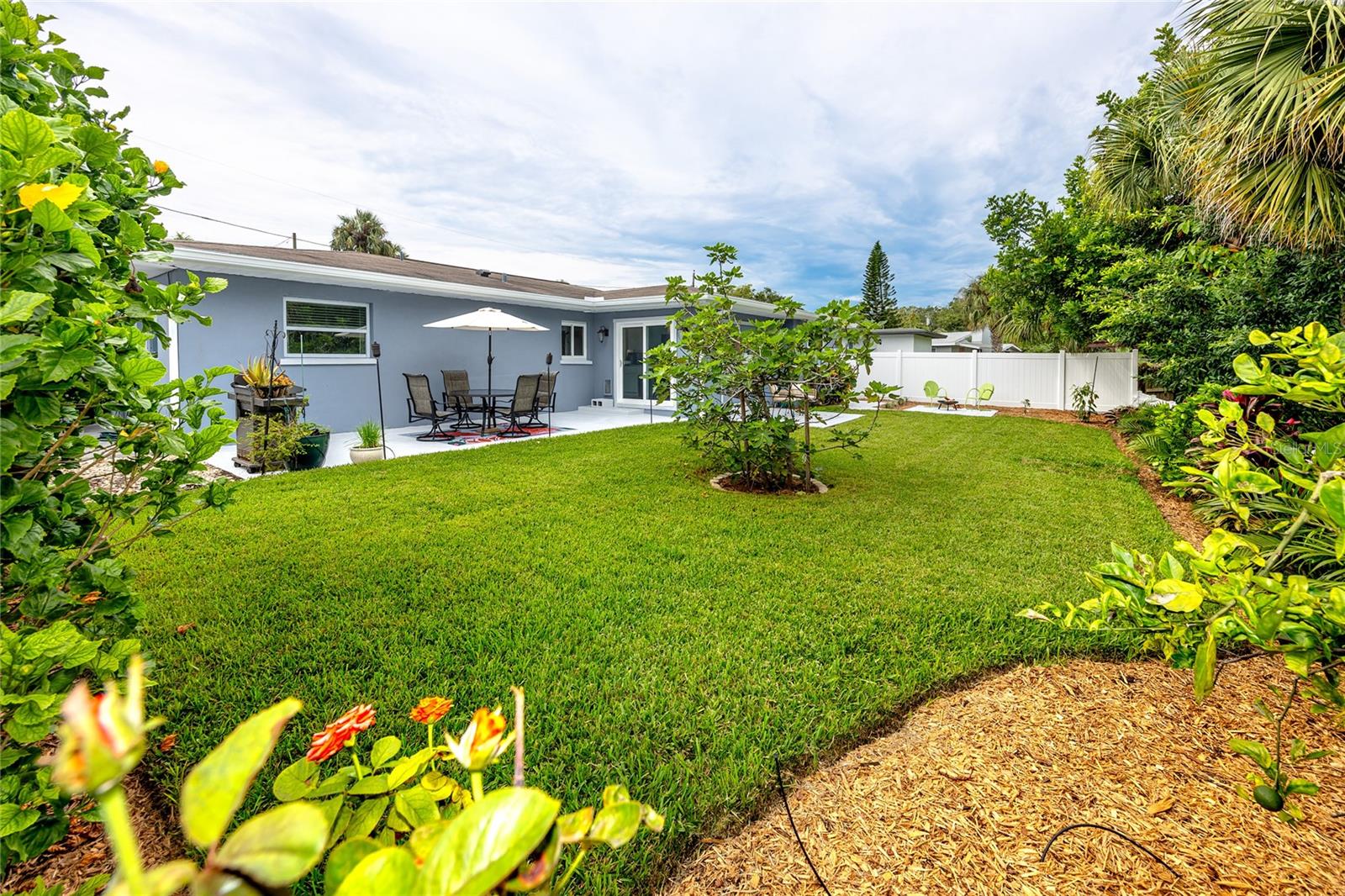 Image 31 of 45 For 2597 Crescent Drive