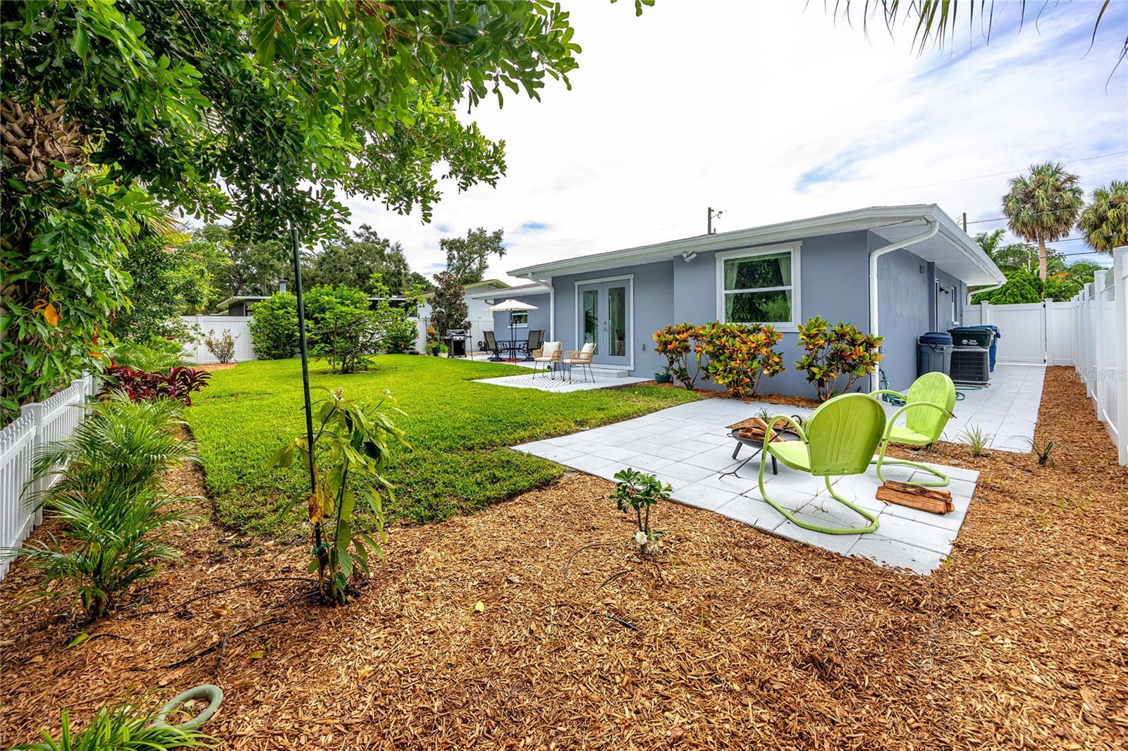 Image 32 of 45 For 2597 Crescent Drive