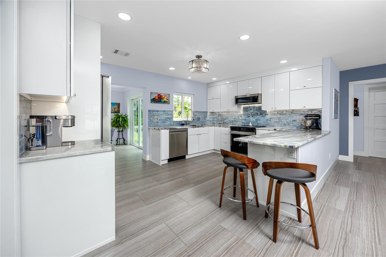 Image 9 of 45 For 2597 Crescent Drive