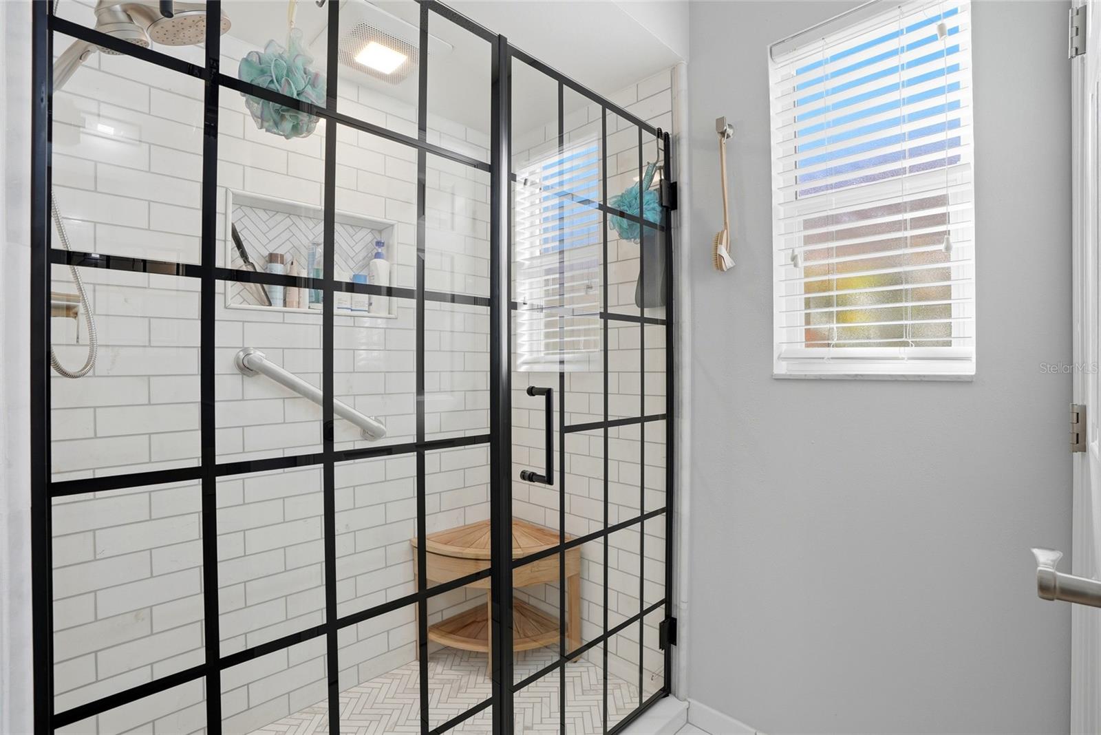 Image 27 of 53 For 732 Lighthouse Drive