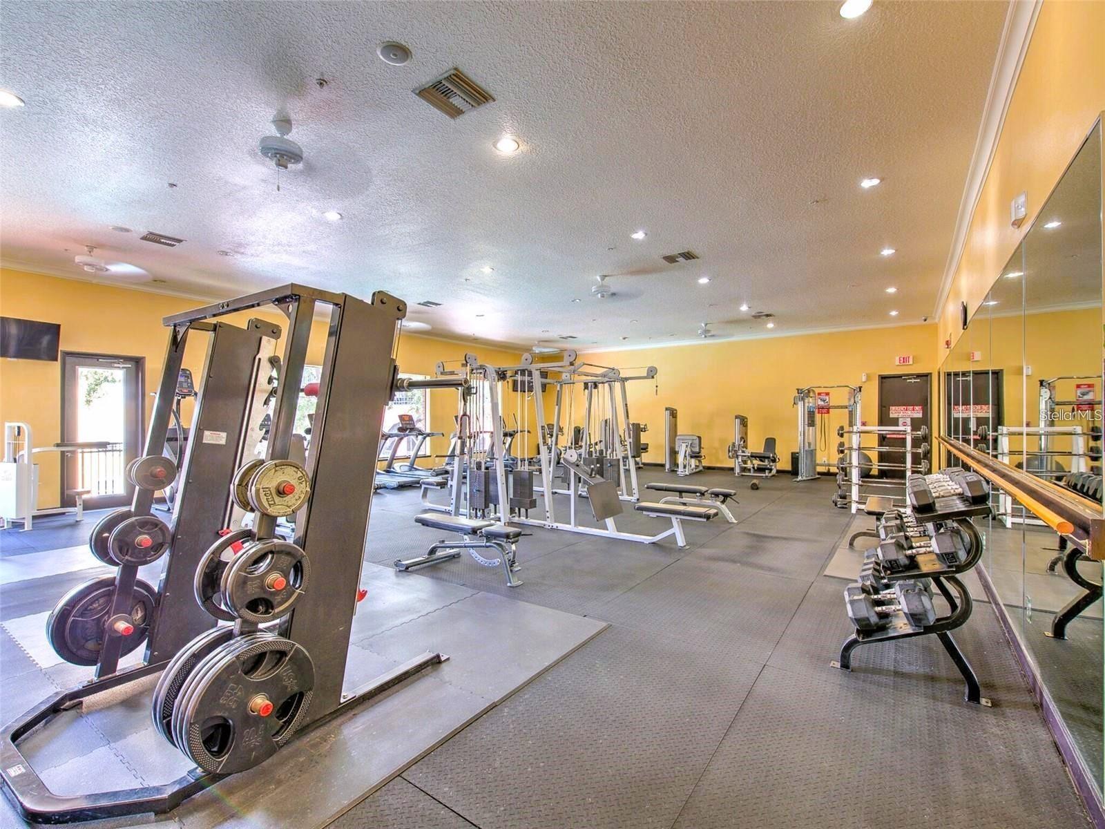 Listing photo id 28 for 1910 Palm Avenue 9101