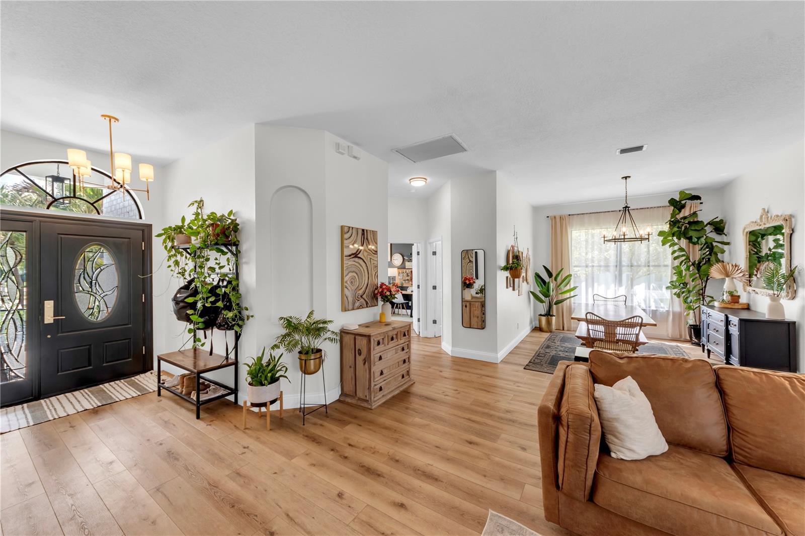 Image 12 of 71 For 3921 Roswell Place