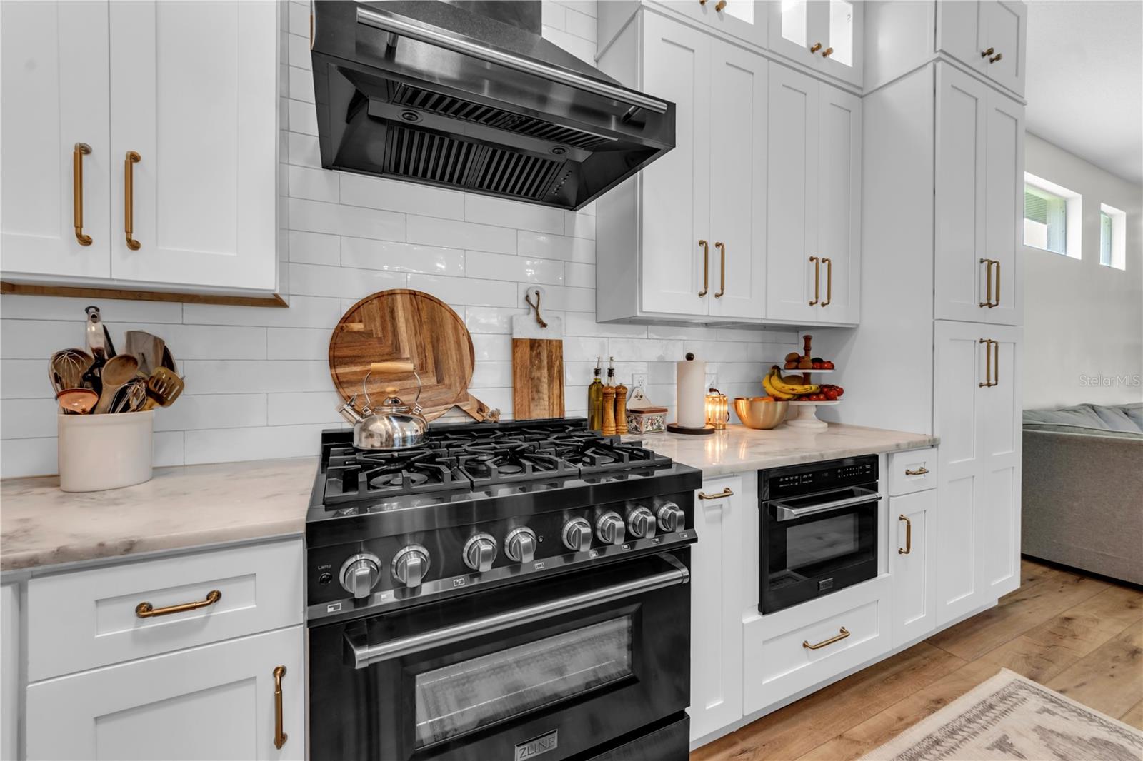 Image 23 of 71 For 3921 Roswell Place