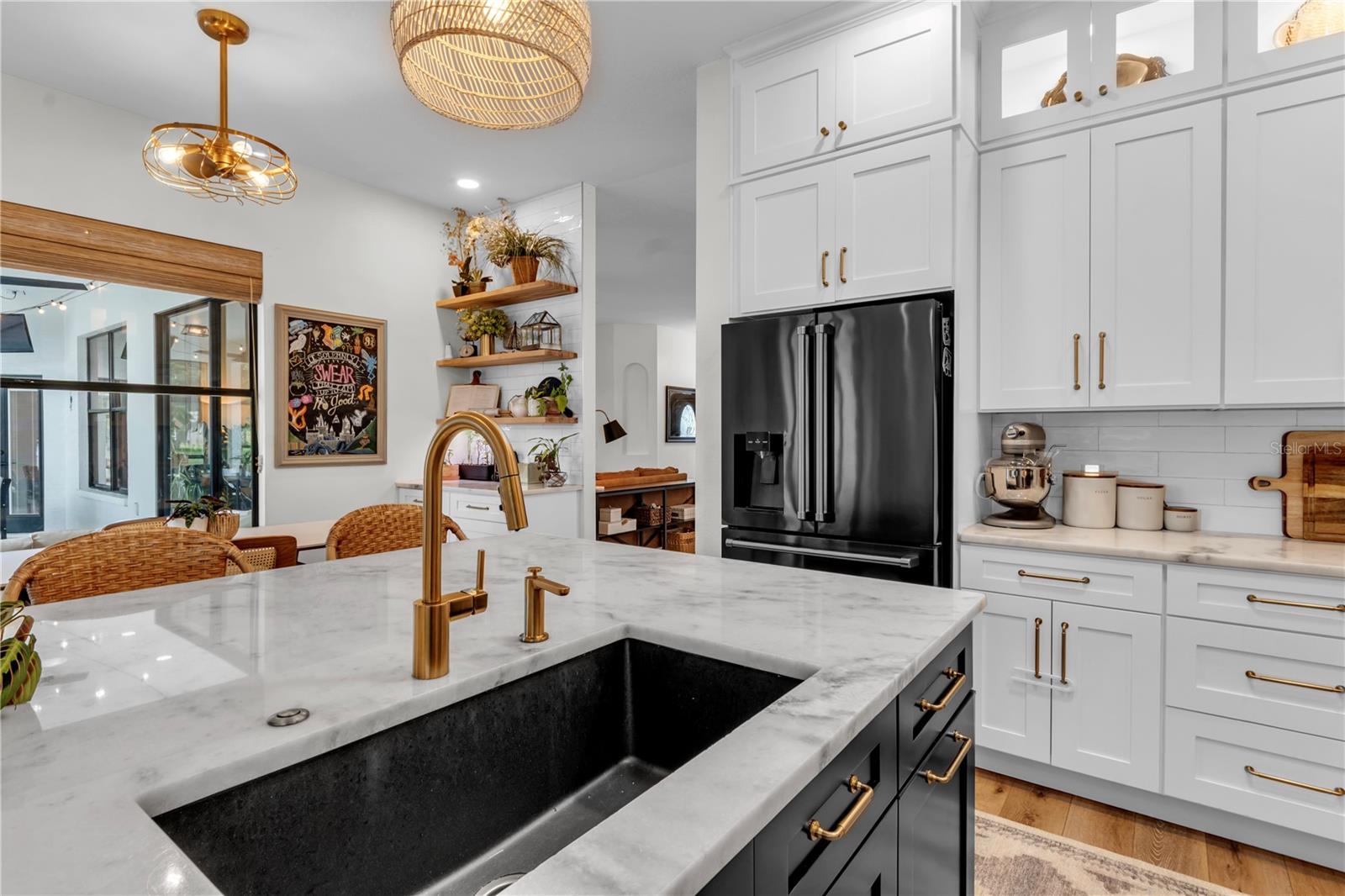 Image 24 of 71 For 3921 Roswell Place