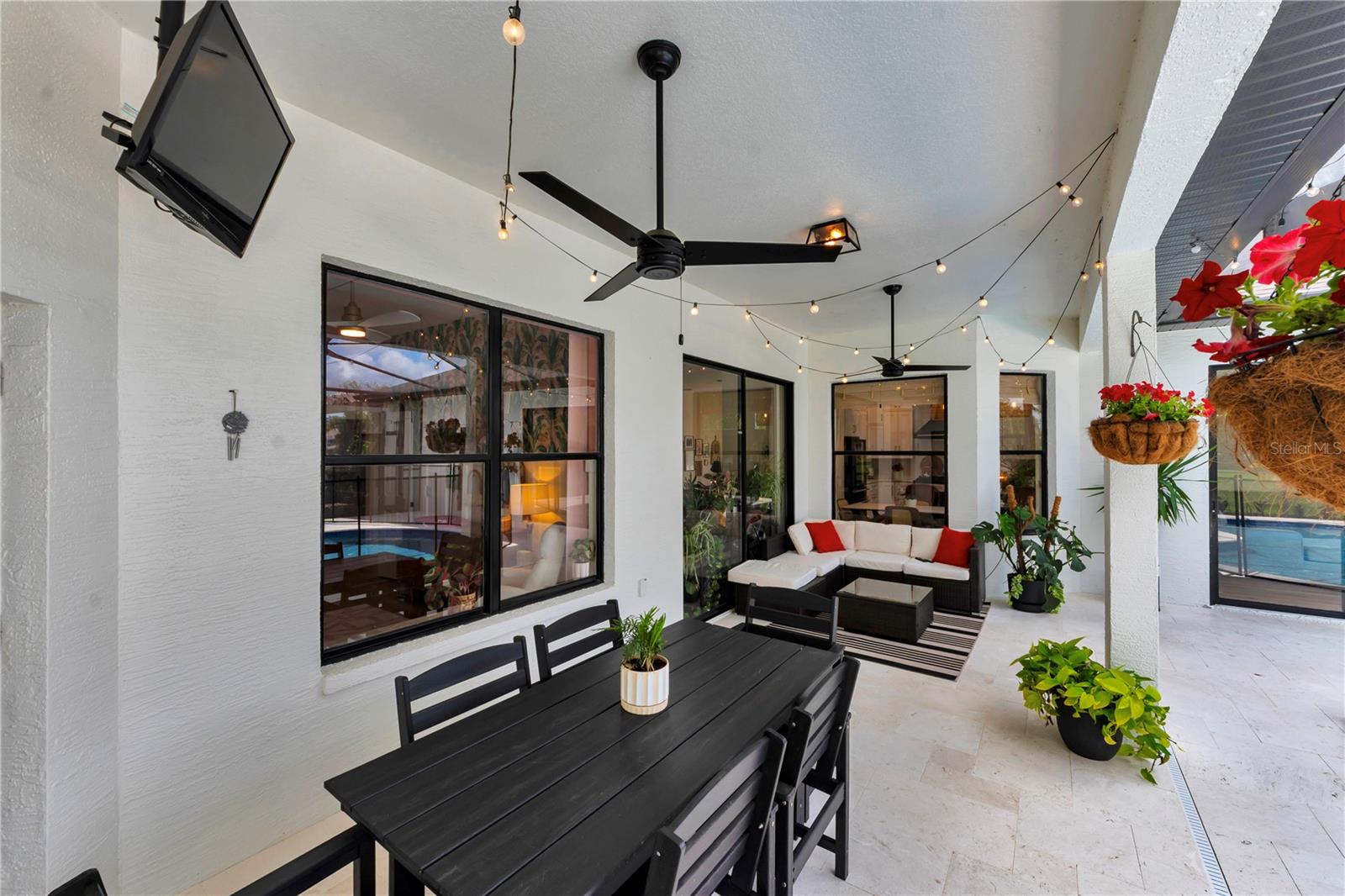 Image 43 of 71 For 3921 Roswell Place