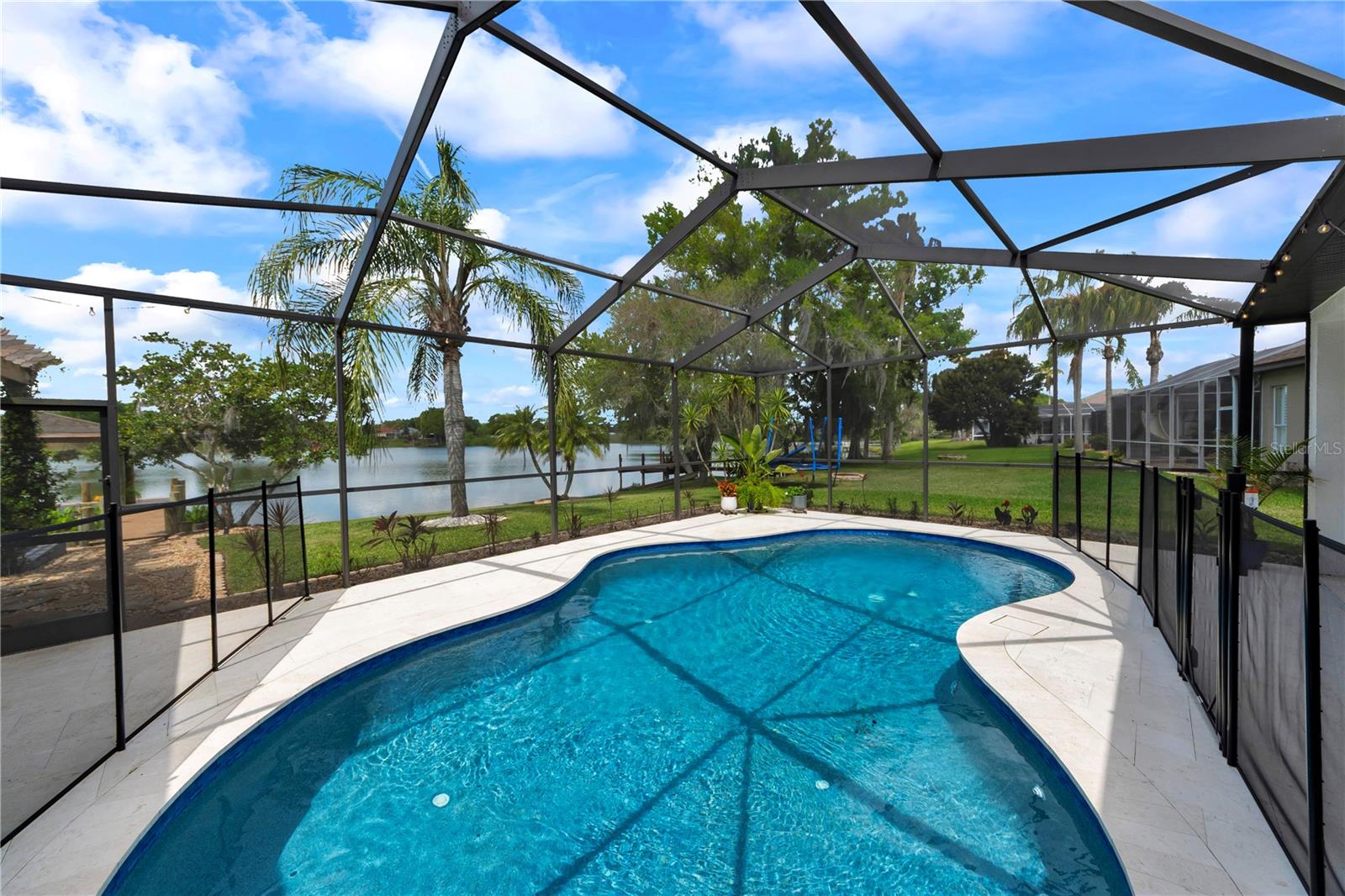 Image 48 of 71 For 3921 Roswell Place