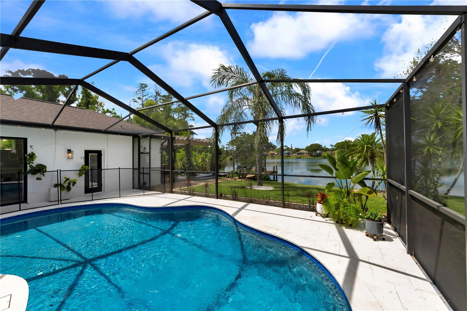 Image 49 of 71 For 3921 Roswell Place