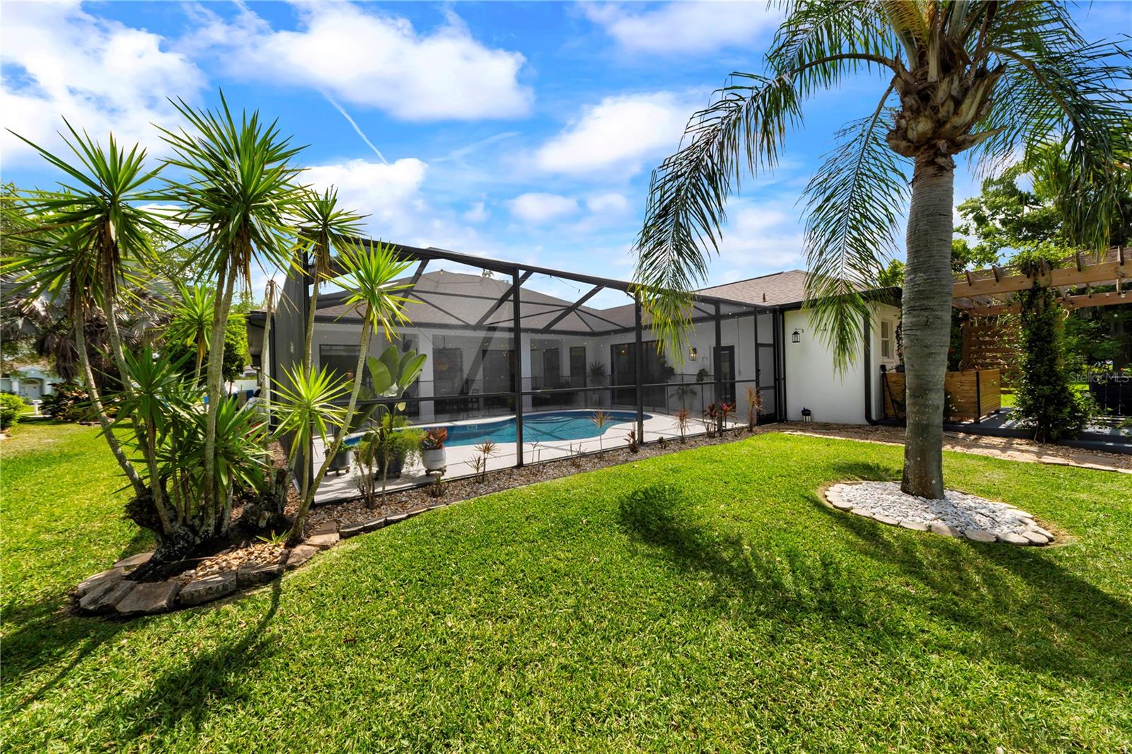 Image 50 of 71 For 3921 Roswell Place