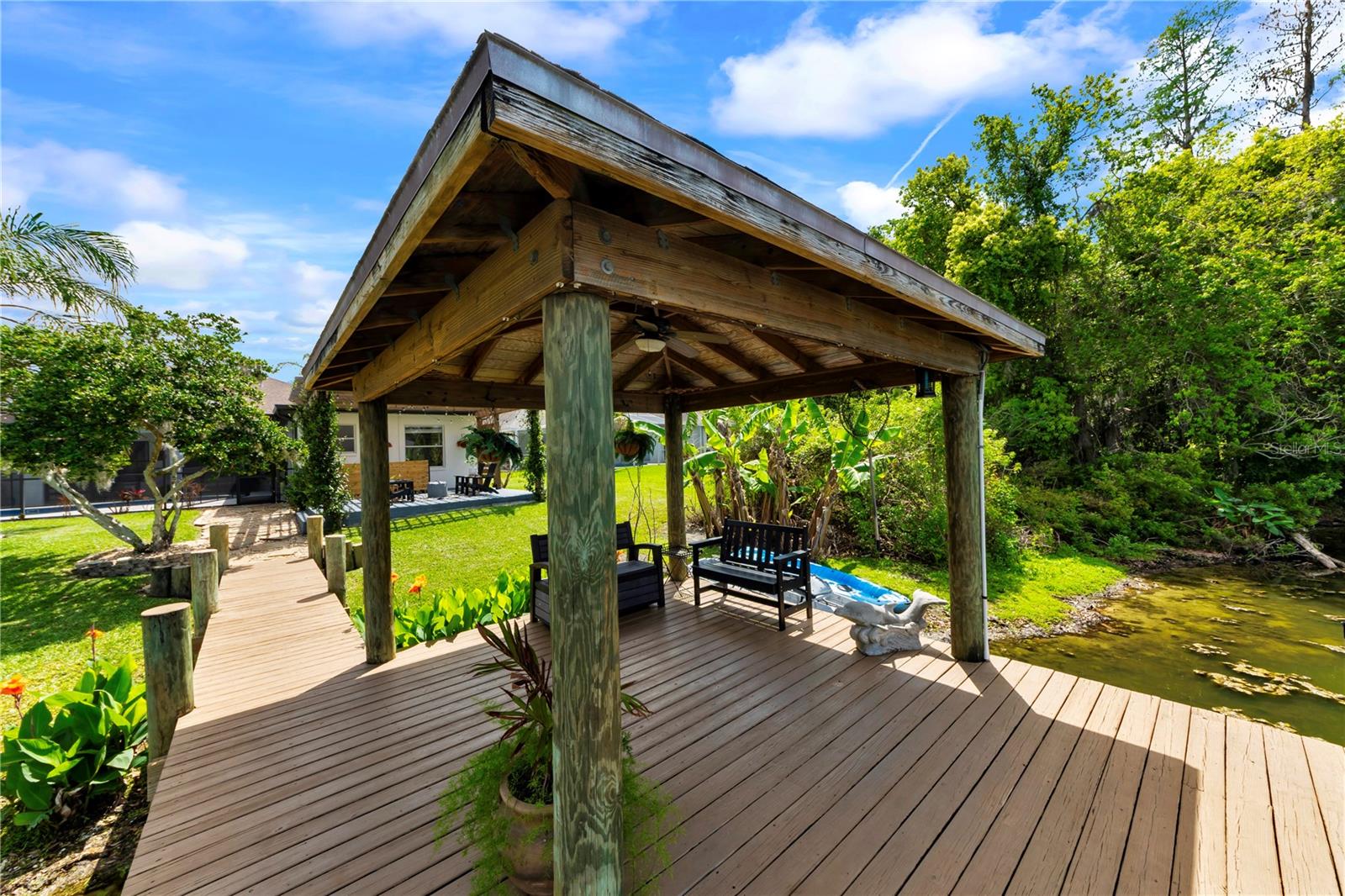 Image 61 of 71 For 3921 Roswell Place