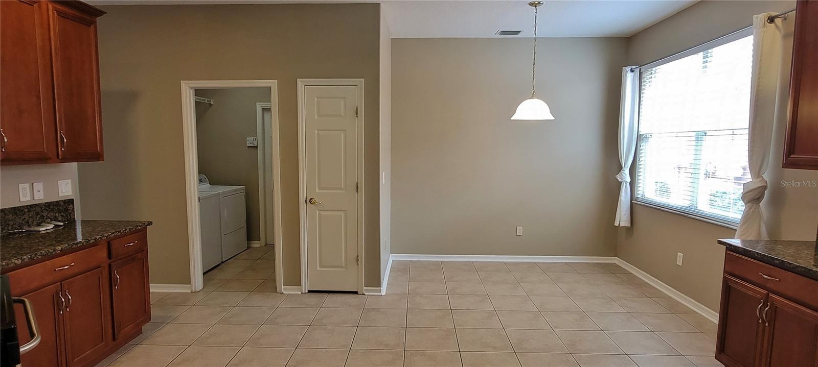 Image 17 of 37 For 18009 Maui Isle Drive