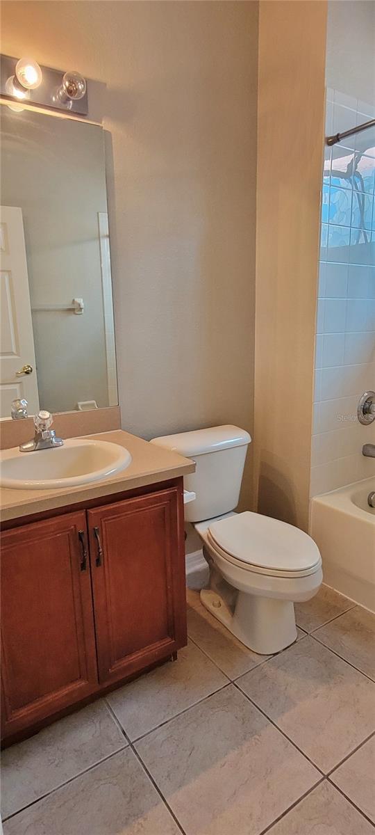 Image 29 of 37 For 18009 Maui Isle Drive