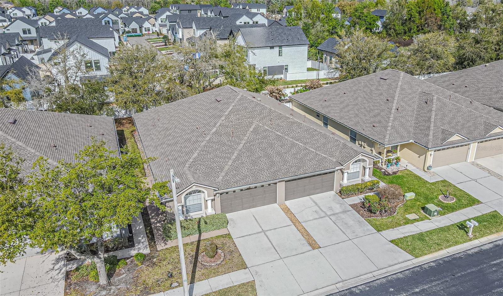 Listing photo id 3 for 1123 Bensbrooke Drive