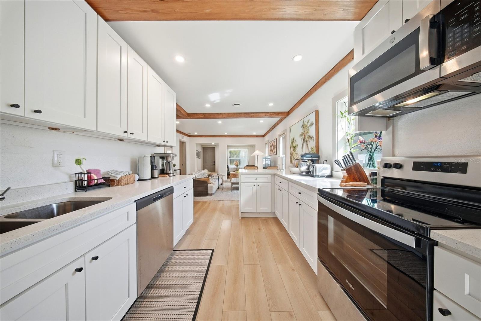 Image 14 of 26 For 3036 Emerson Avenue S