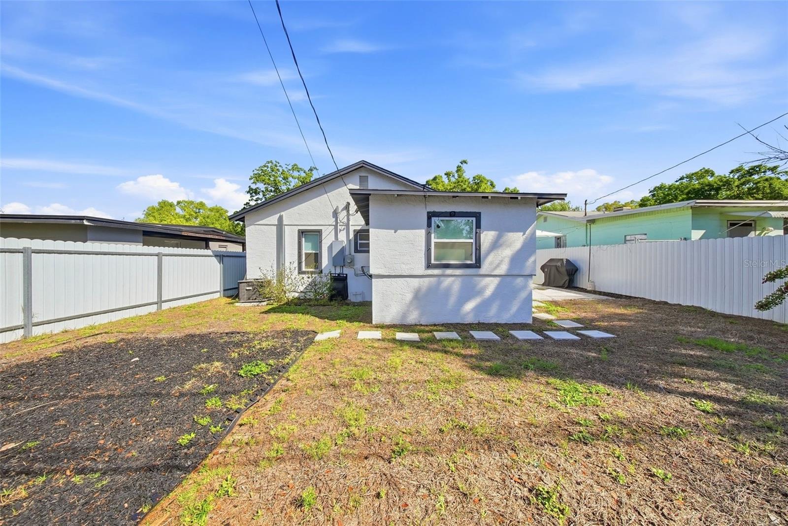 Image 22 of 26 For 3036 Emerson Avenue S