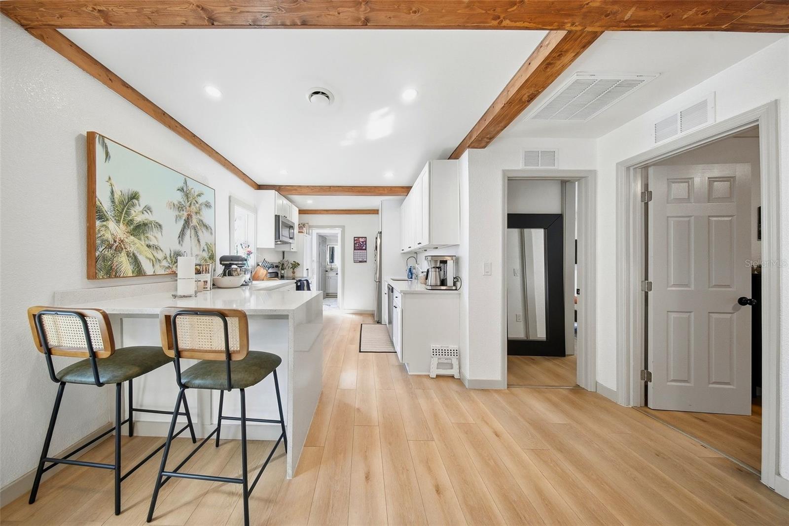 Image 6 of 26 For 3036 Emerson Avenue S