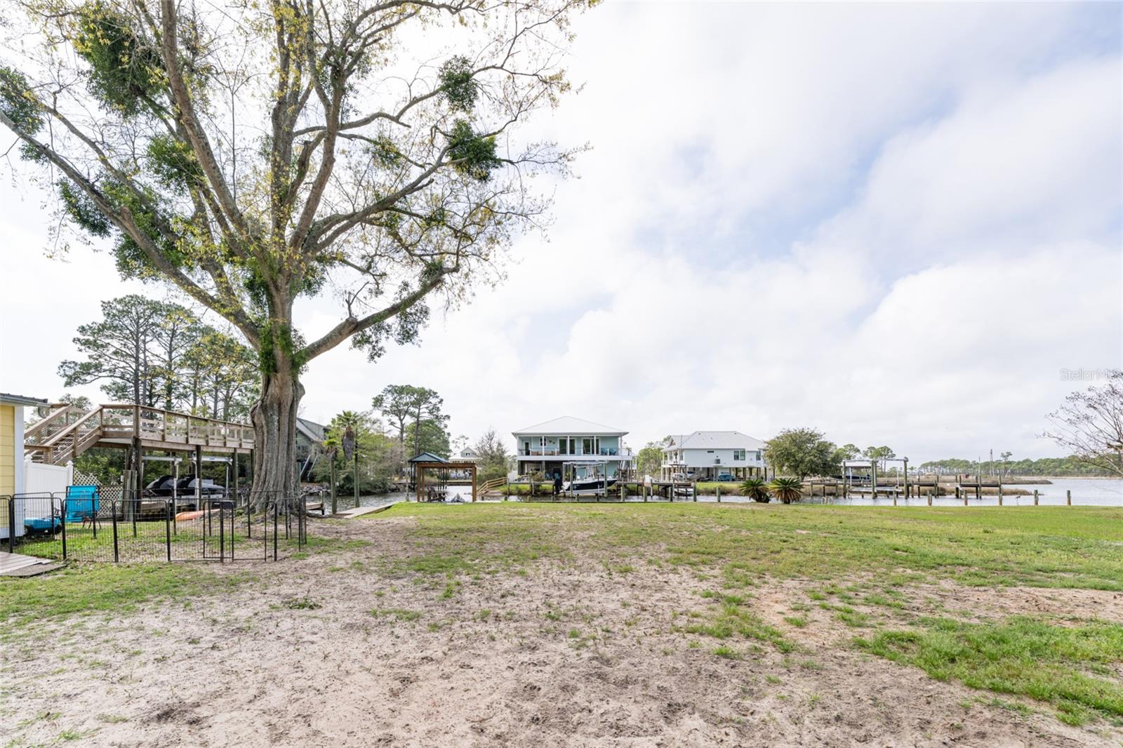 Image 43 of 62 For 5411 Japonica Avenue