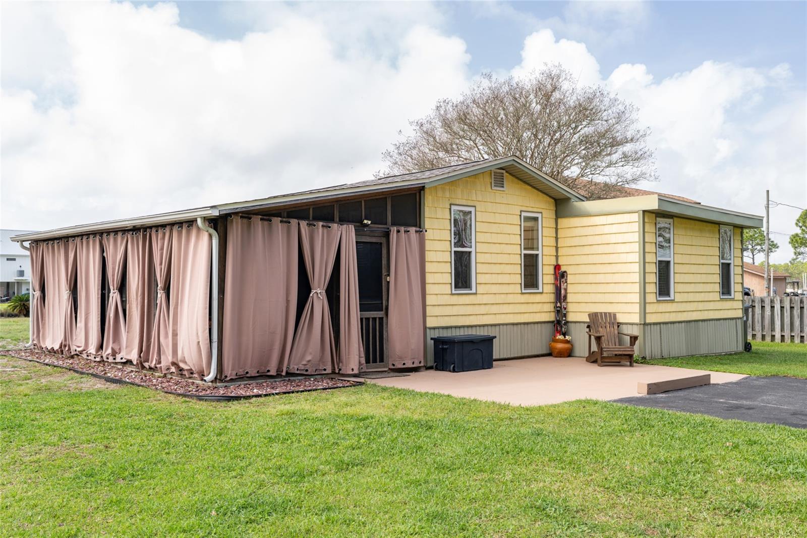 Image 45 of 62 For 5411 Japonica Avenue