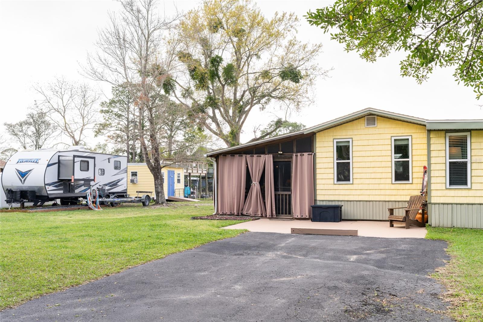 Image 46 of 62 For 5411 Japonica Avenue