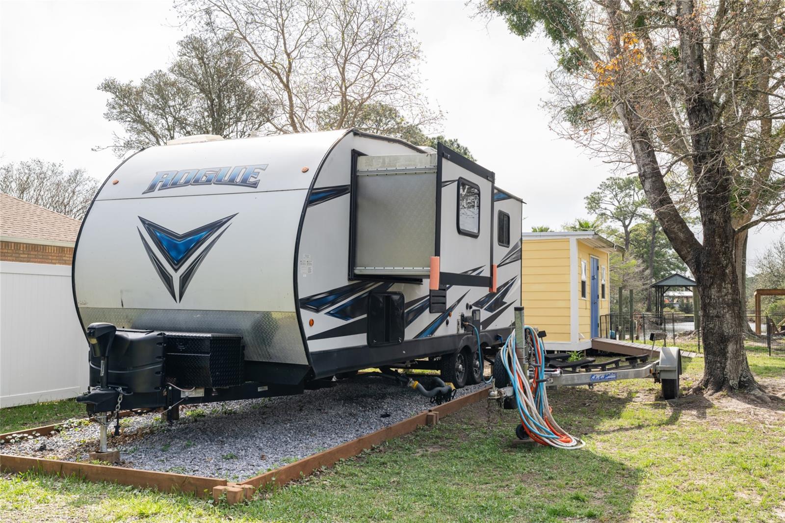 Image 51 of 62 For 5411 Japonica Avenue