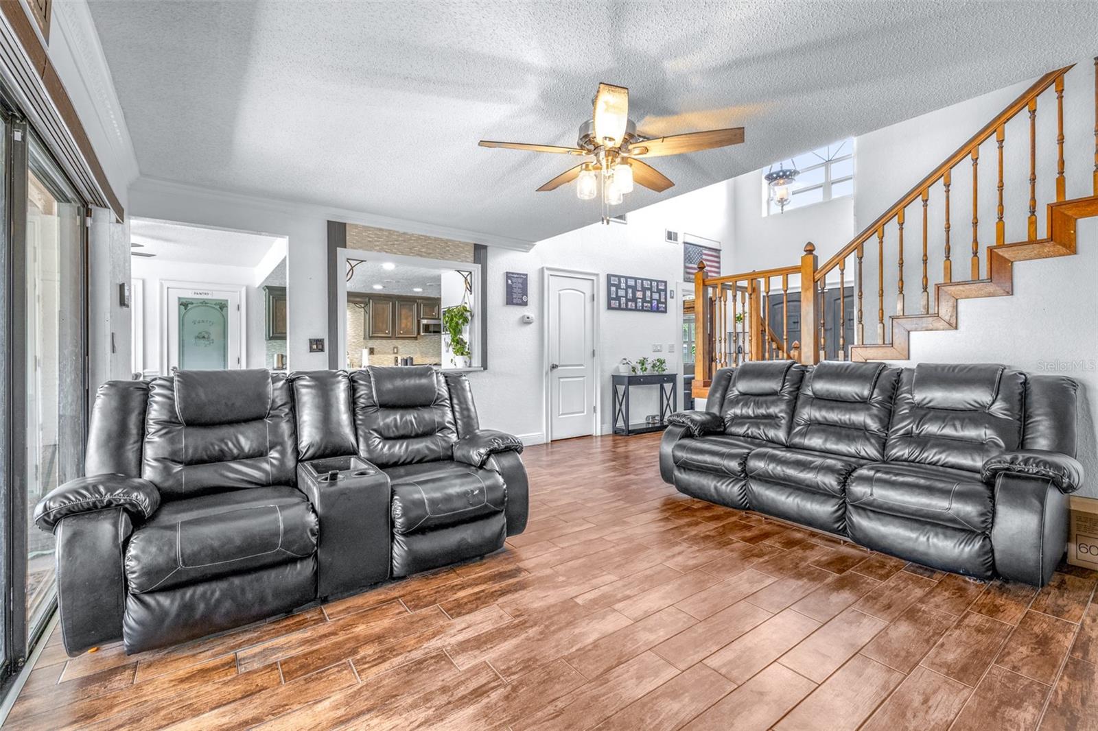 Image 13 of 48 For 1165 Port Court