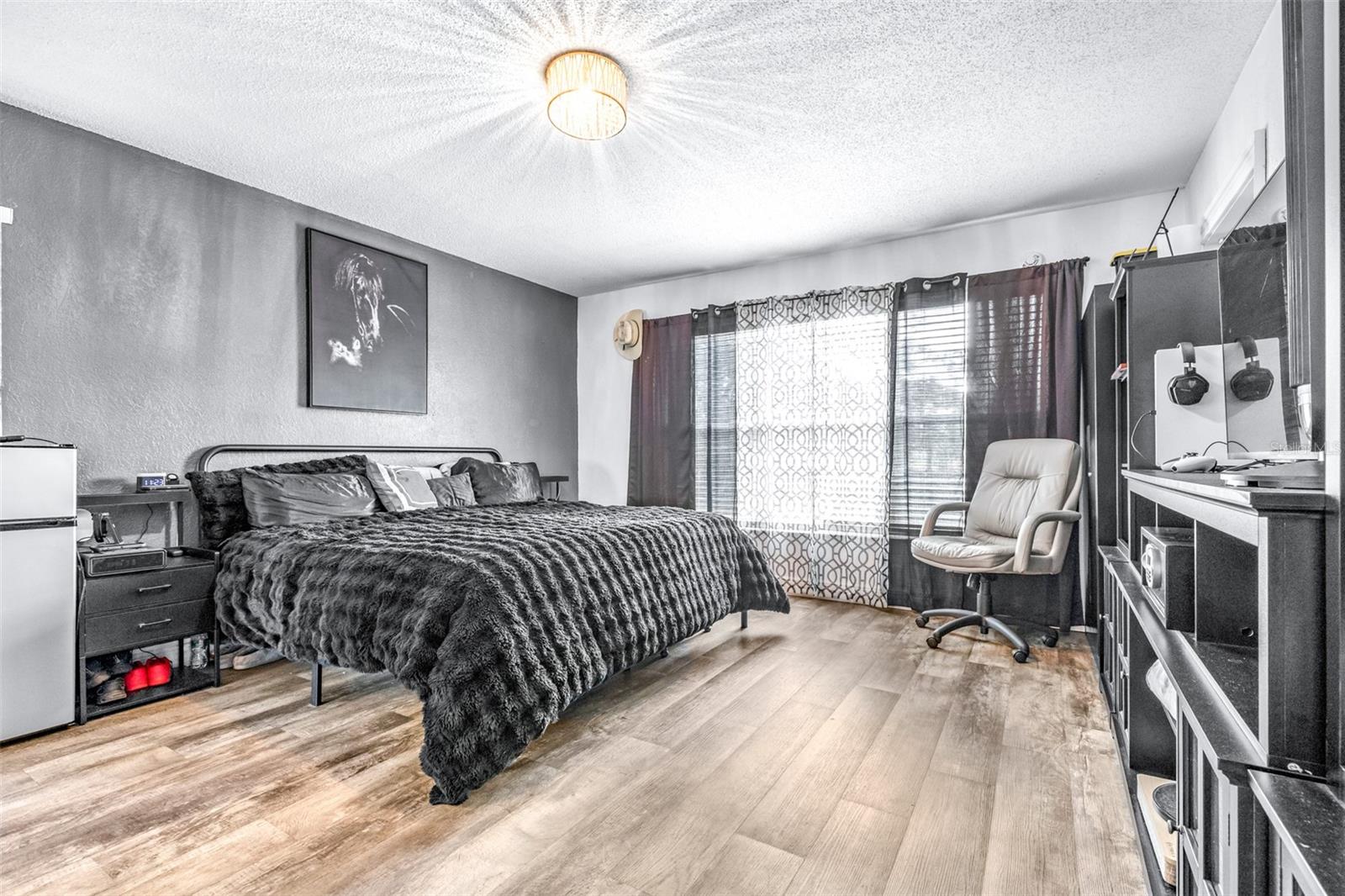 Image 23 of 48 For 1165 Port Court