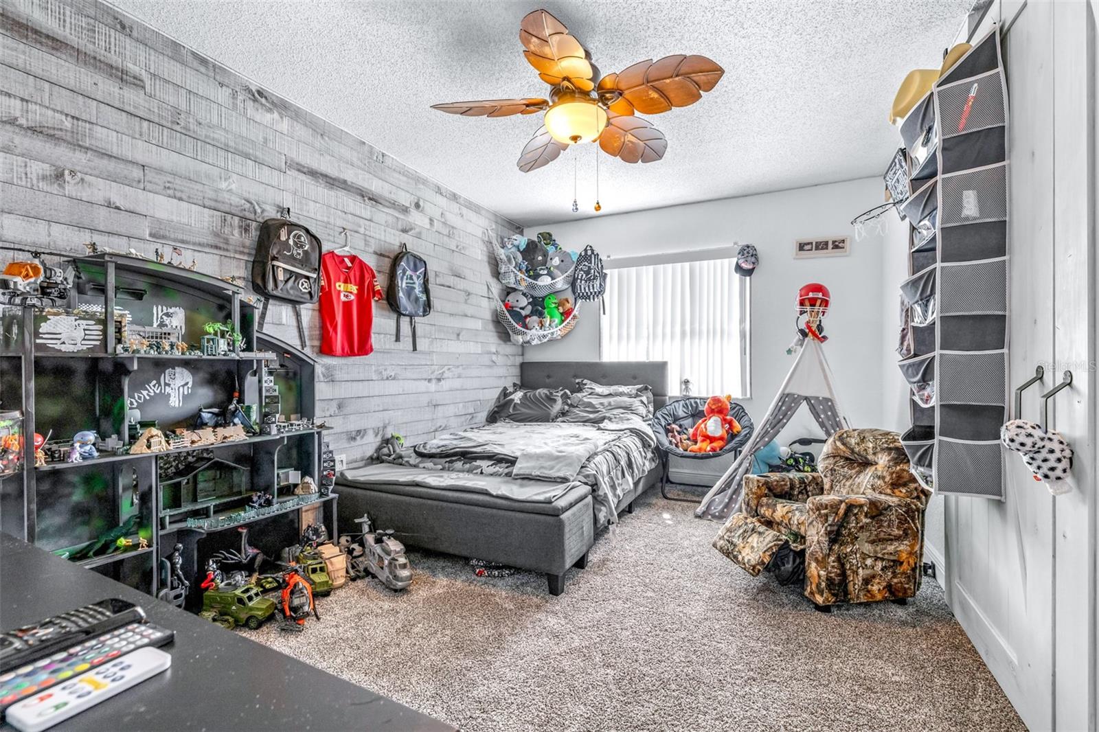 Image 32 of 48 For 1165 Port Court