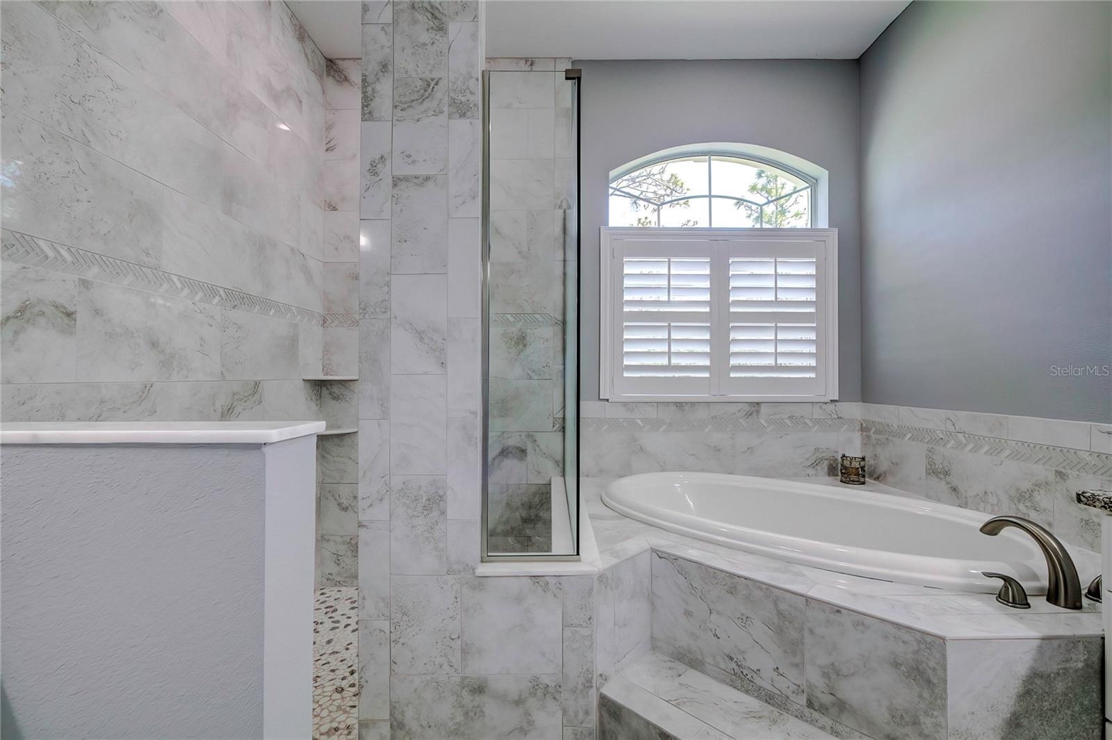 Image 17 of 56 For 10 Milbark Court