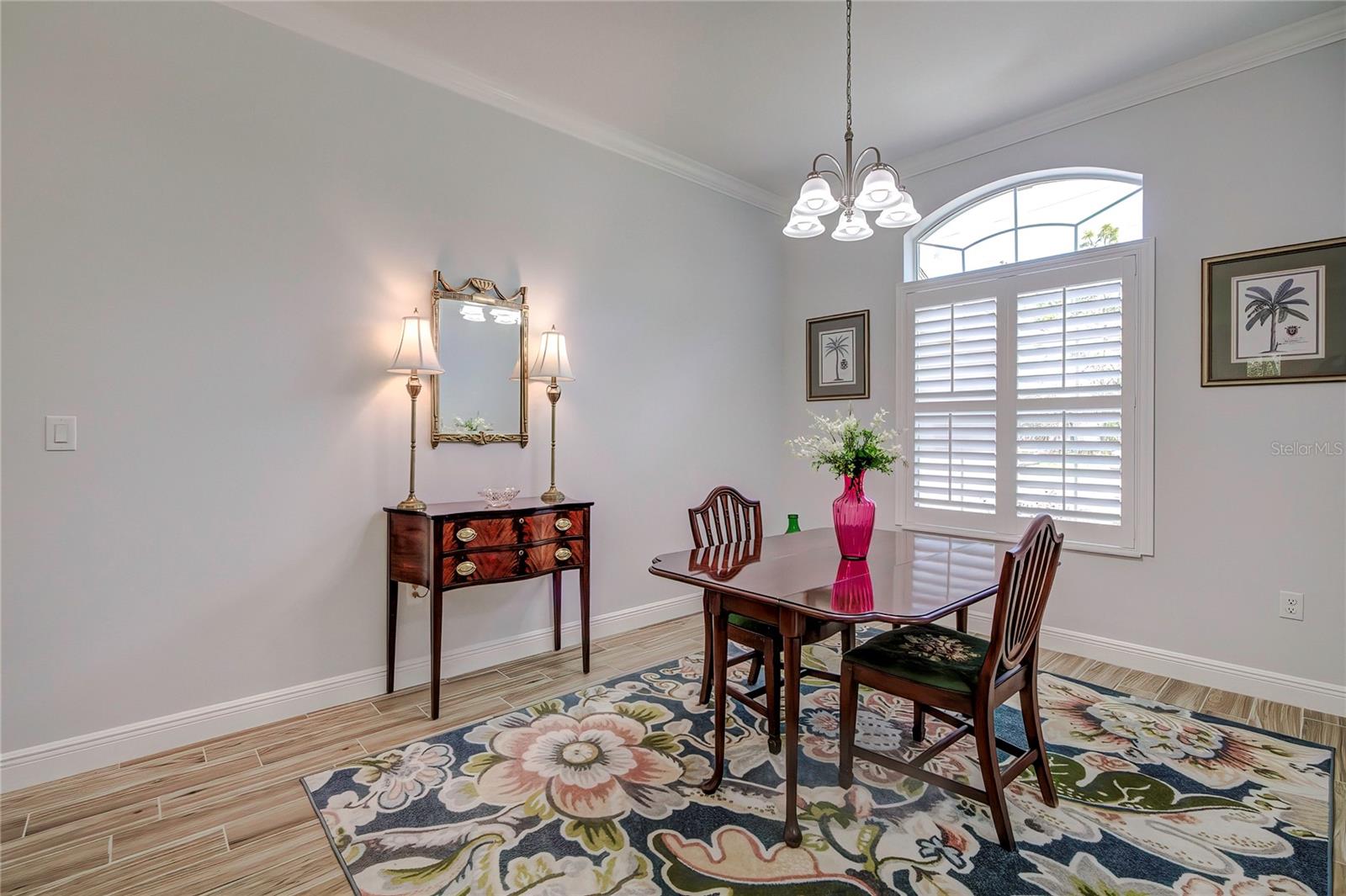 Image 22 of 56 For 10 Milbark Court