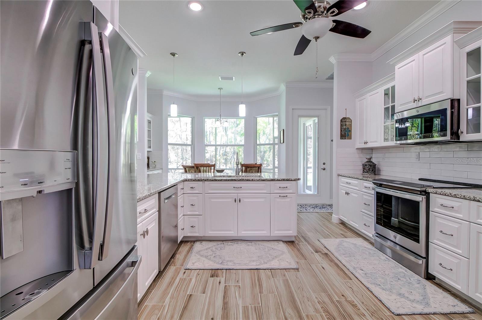 Image 24 of 56 For 10 Milbark Court