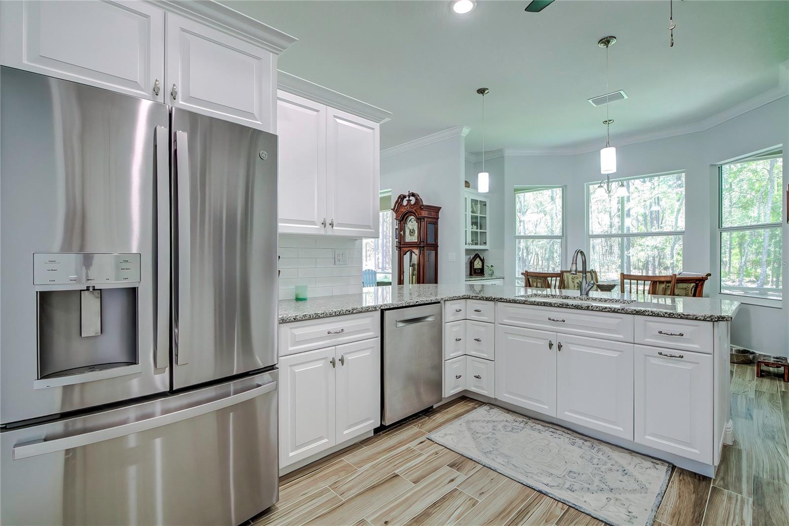 Image 27 of 56 For 10 Milbark Court