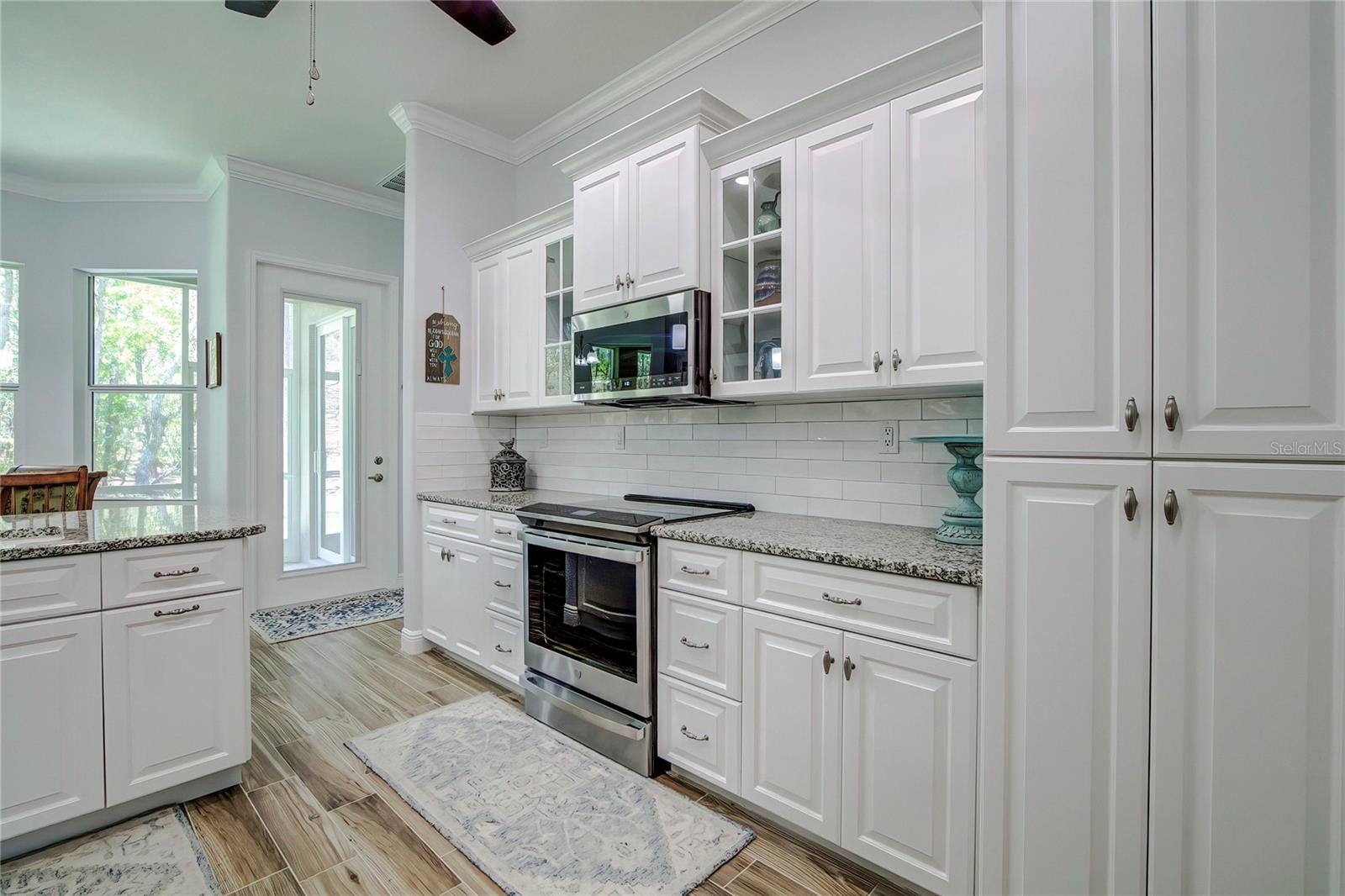 Image 28 of 56 For 10 Milbark Court