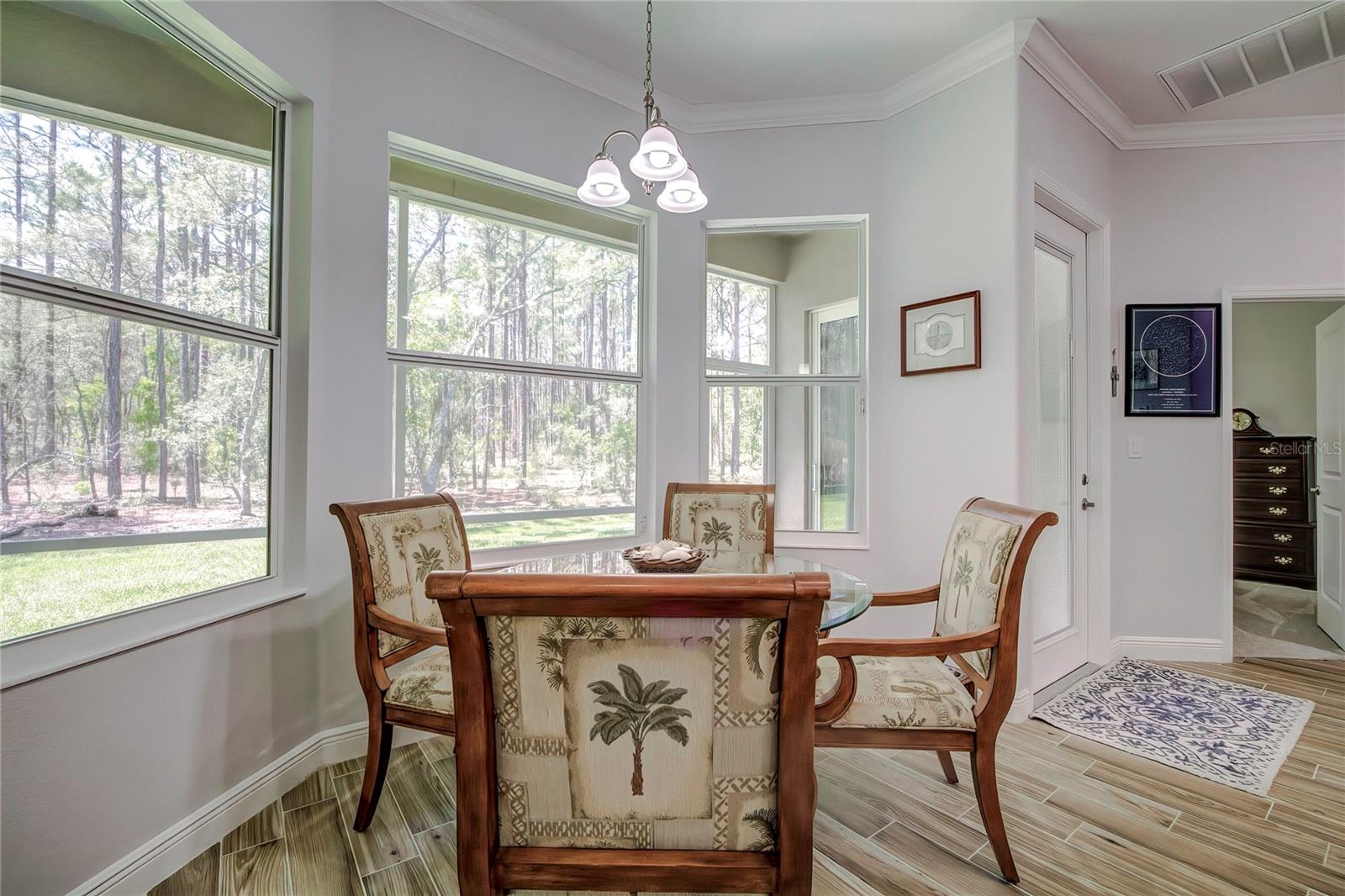 Image 29 of 56 For 10 Milbark Court