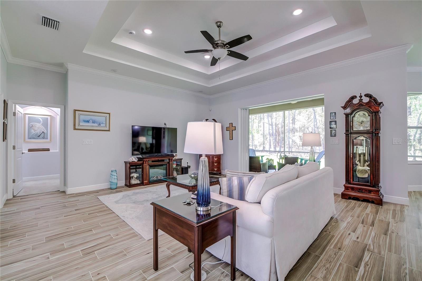 Image 7 of 56 For 10 Milbark Court