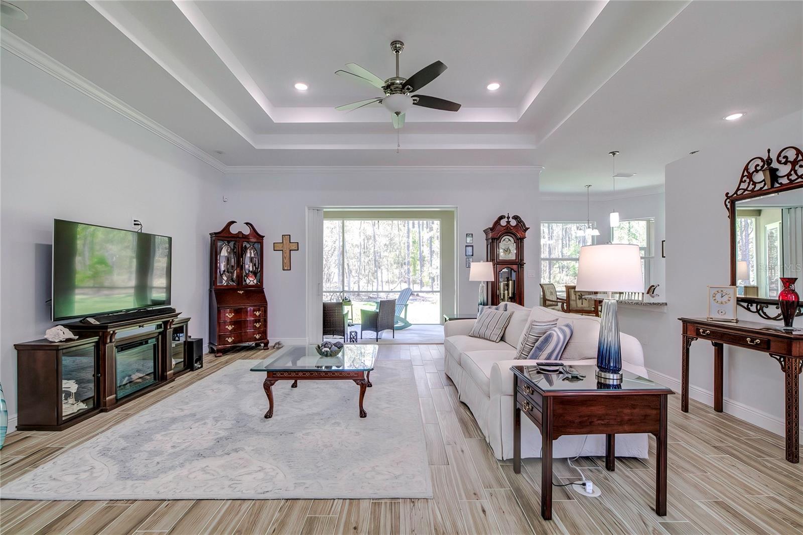 Image 8 of 56 For 10 Milbark Court