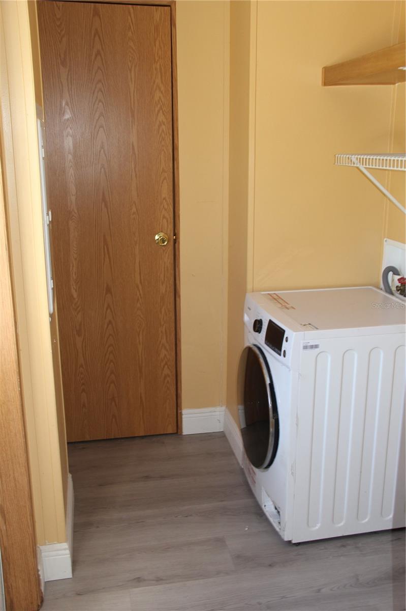 Image 15 of 33 For 13201 Crowell Road