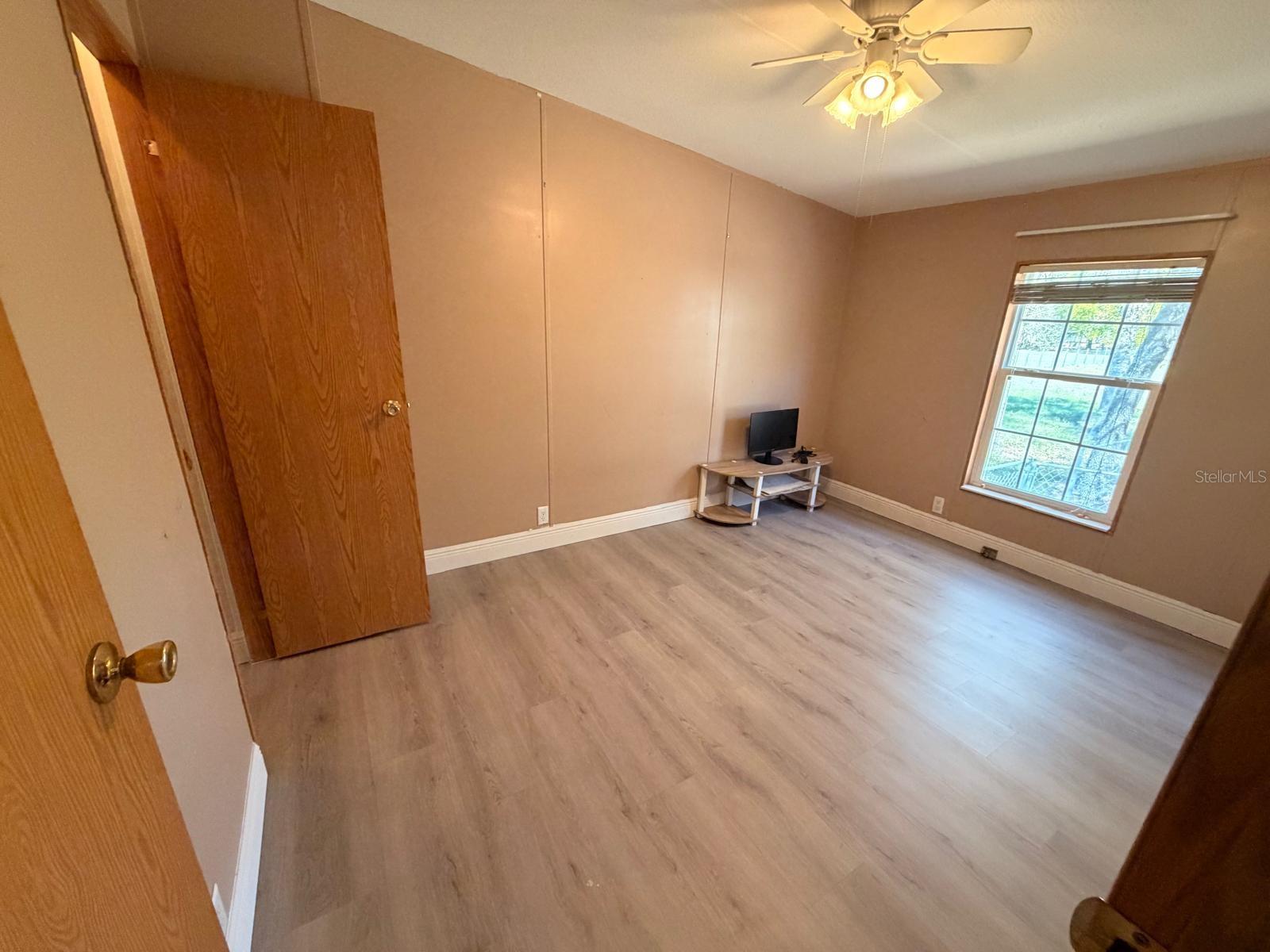 Image 23 of 33 For 13201 Crowell Road