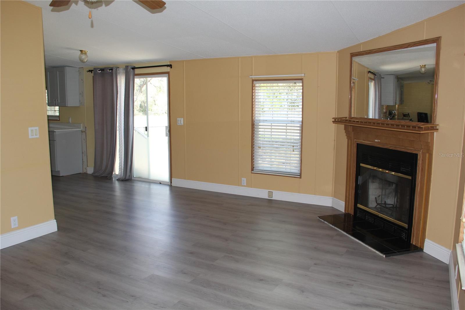 Image 7 of 33 For 13201 Crowell Road