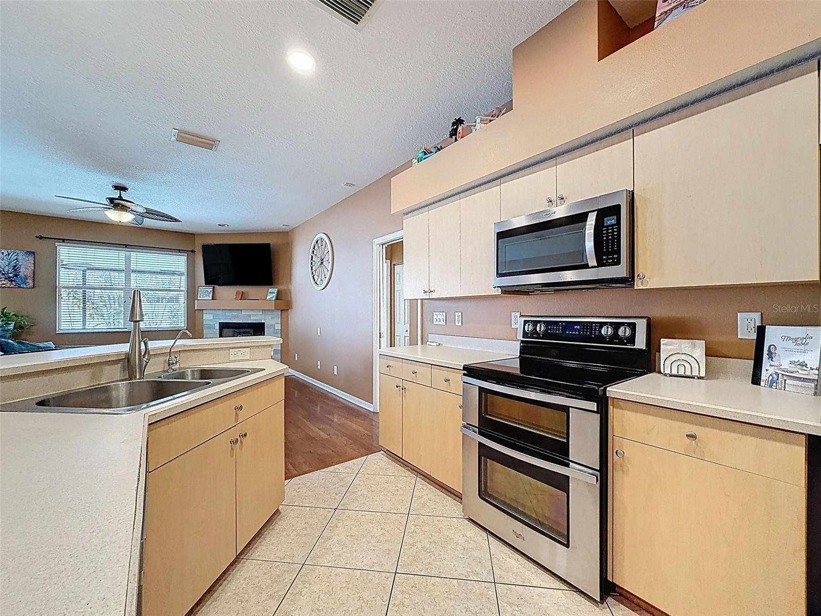 Image 13 of 82 For 1828 Sunrise Dunes Court