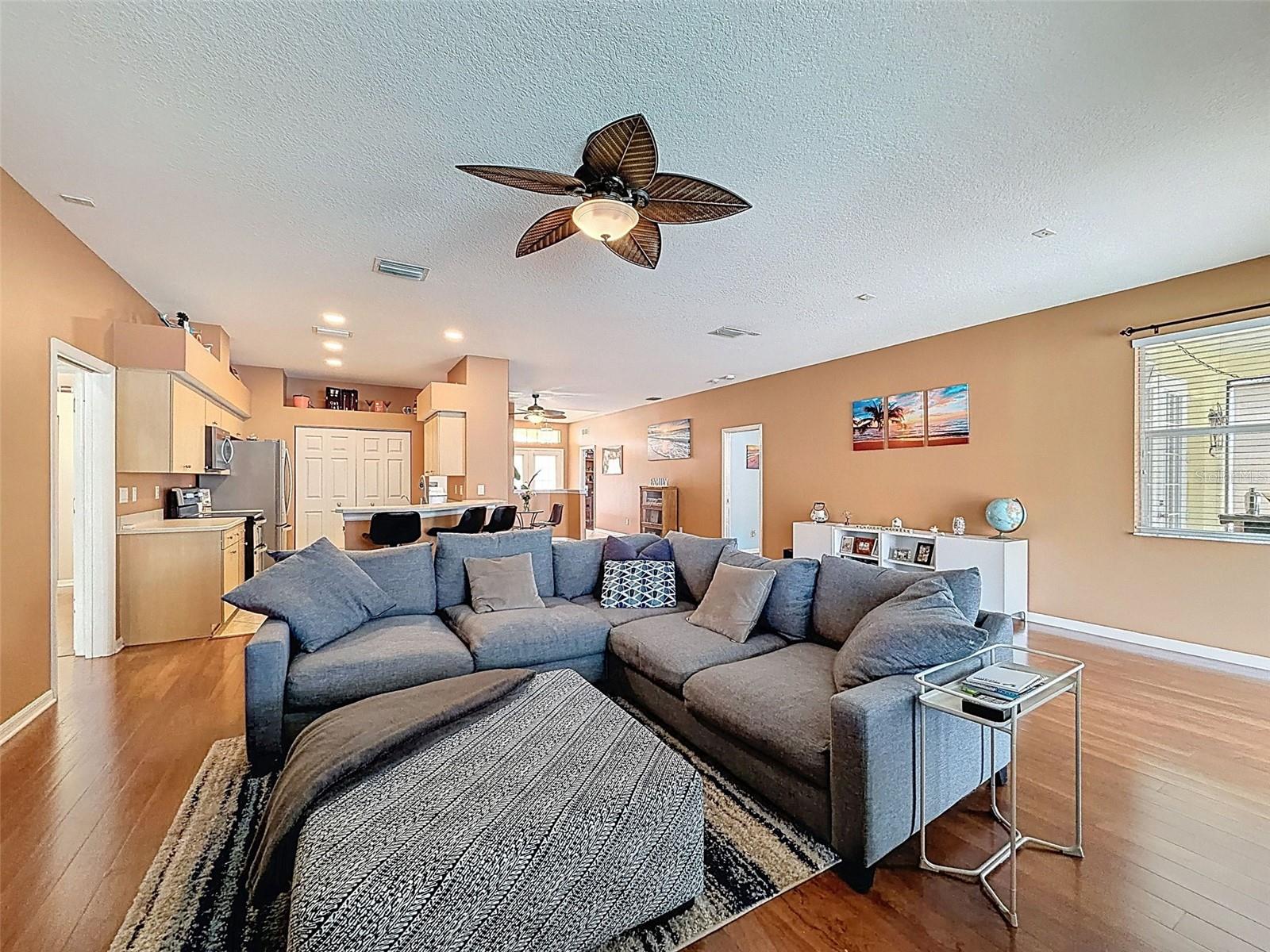 Image 25 of 82 For 1828 Sunrise Dunes Court