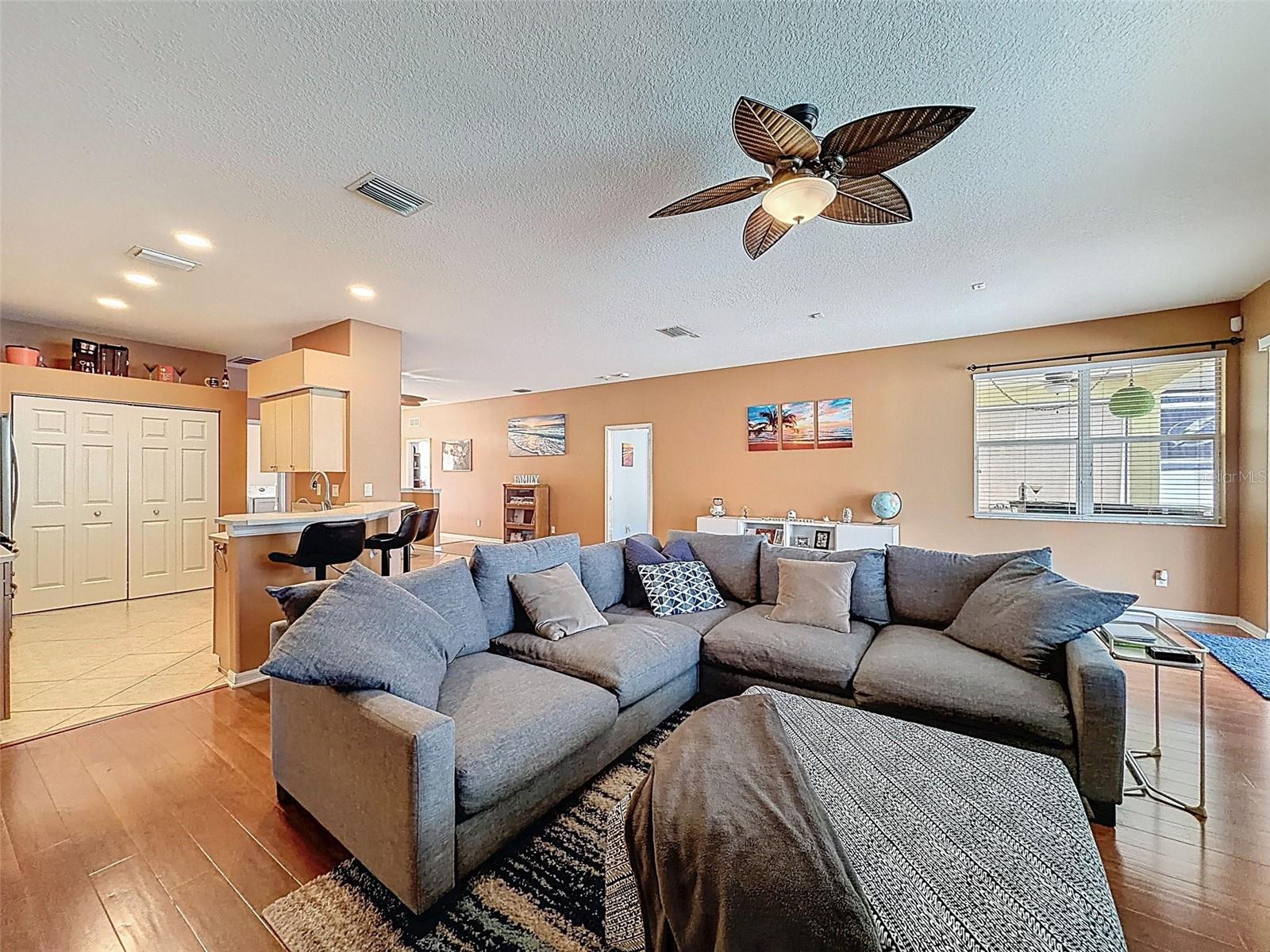 Image 26 of 82 For 1828 Sunrise Dunes Court