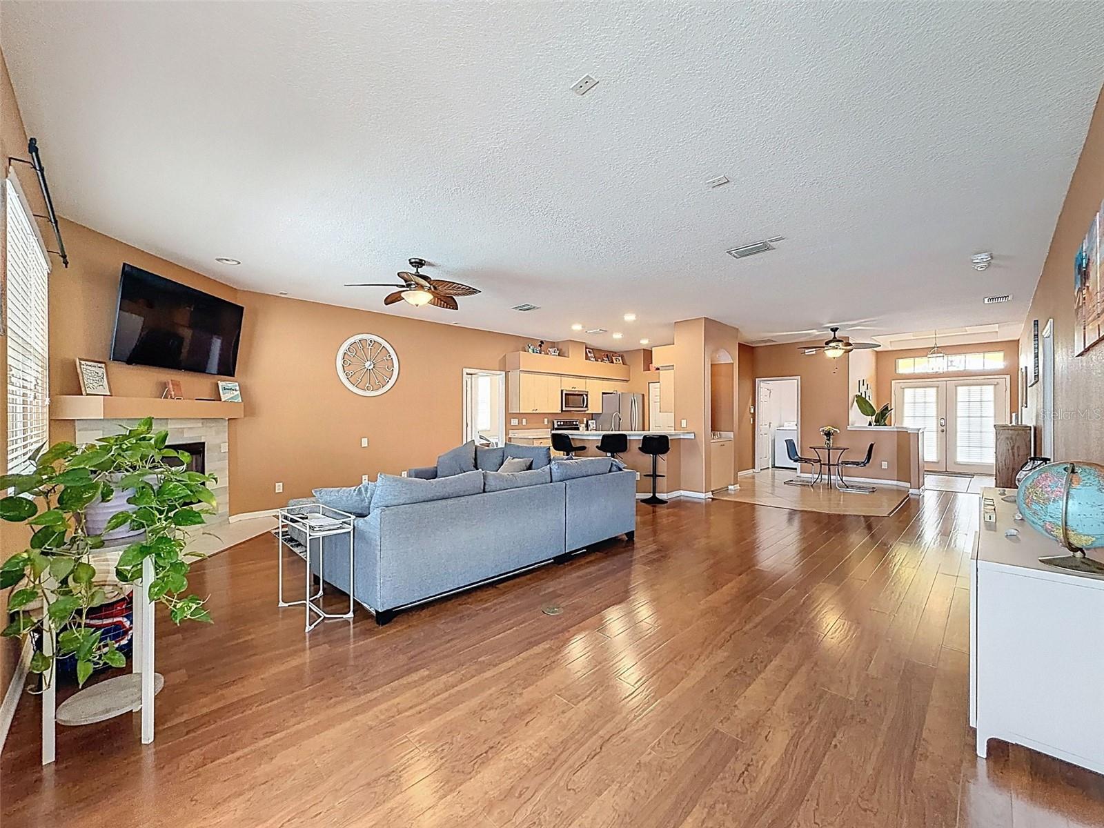 Image 27 of 82 For 1828 Sunrise Dunes Court