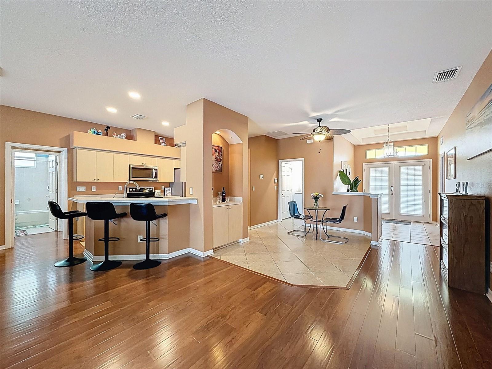 Image 8 of 82 For 1828 Sunrise Dunes Court